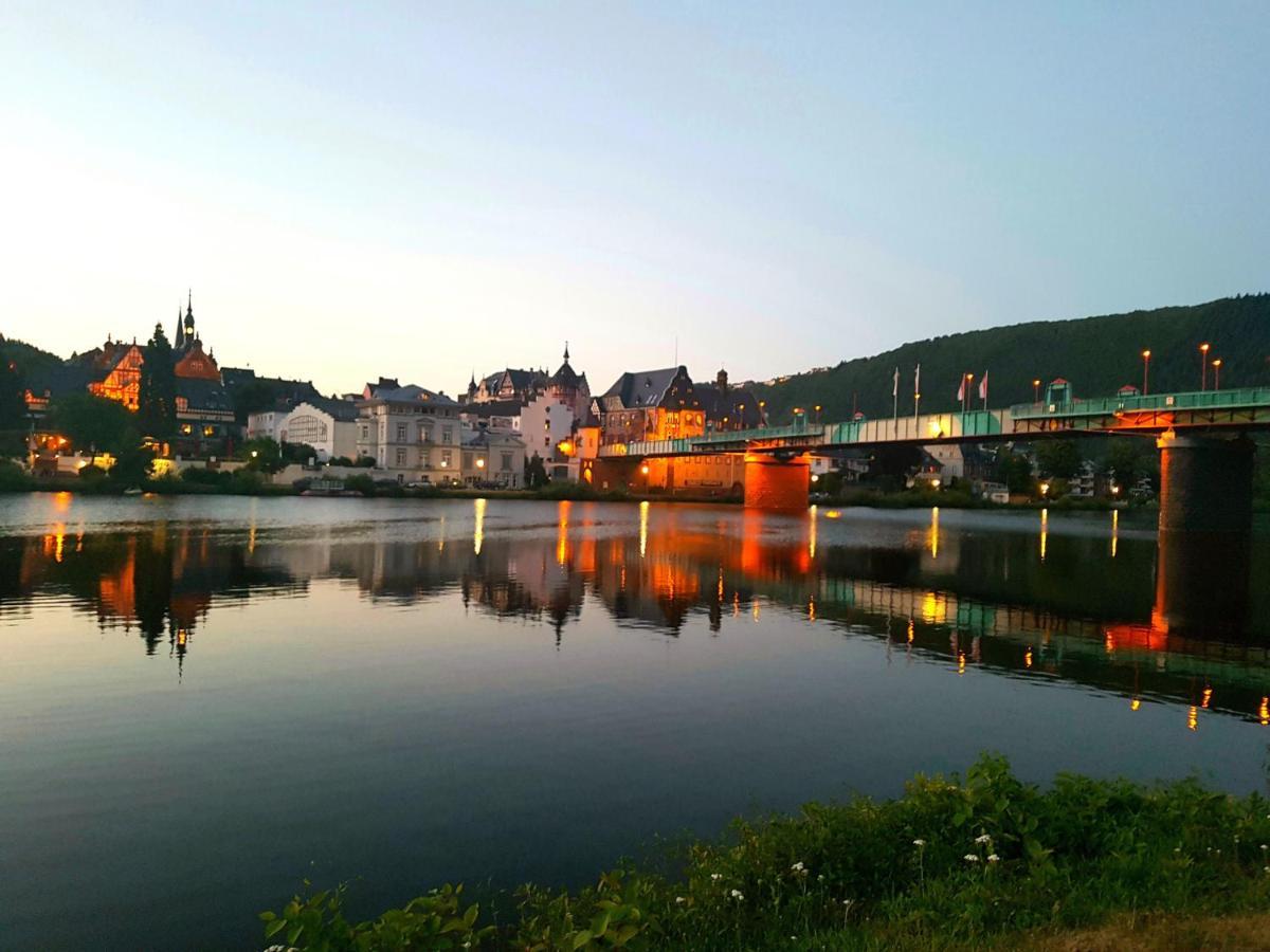 Mosel-Loggia - Luxusapartment -Terrass - Klimaanlage Traben-Trarbach Eksteriør bilde